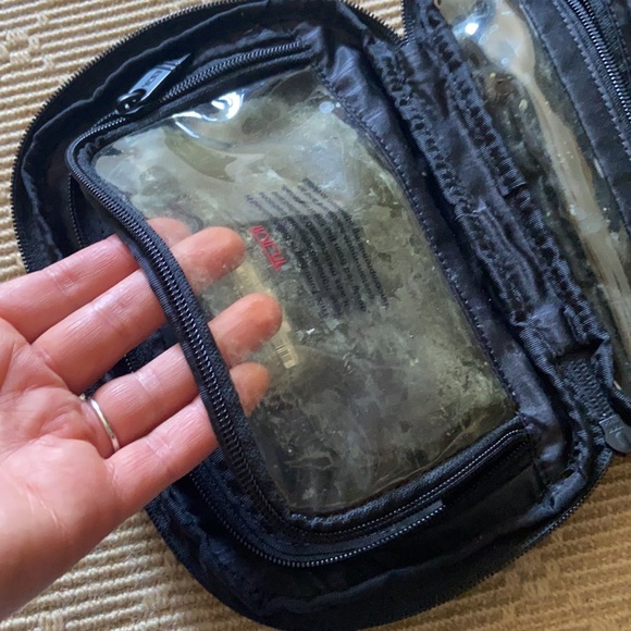 Tumi Toliery Case - Picture 6 of 12